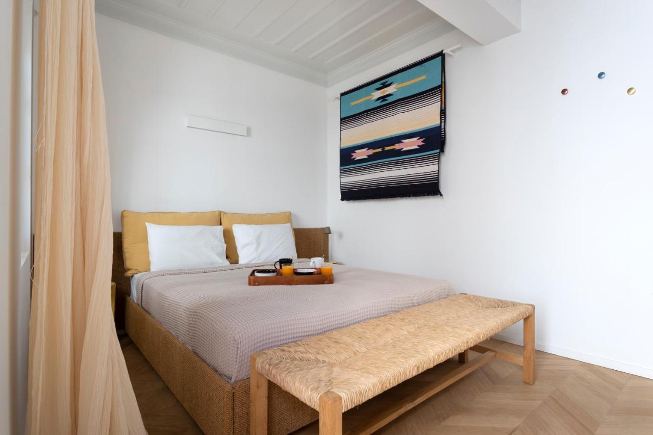 Guesthouse Niriides Spetses Town Exterior photo